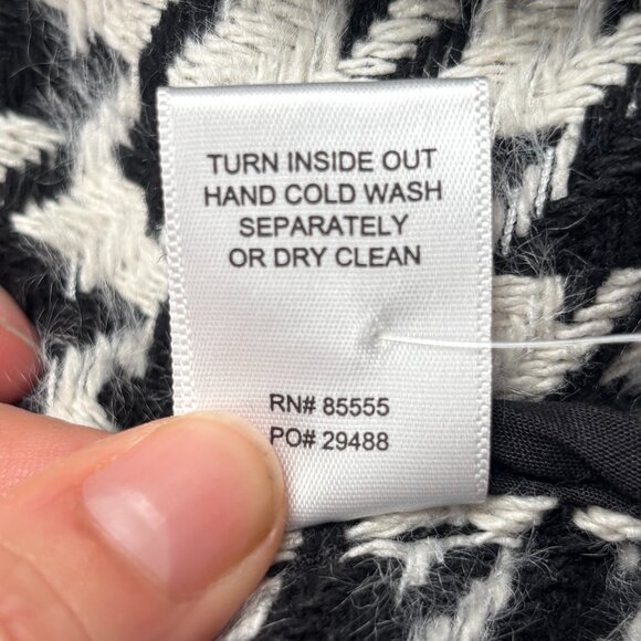 Pistola Houndstooth Shacket - Picture 9 of 10